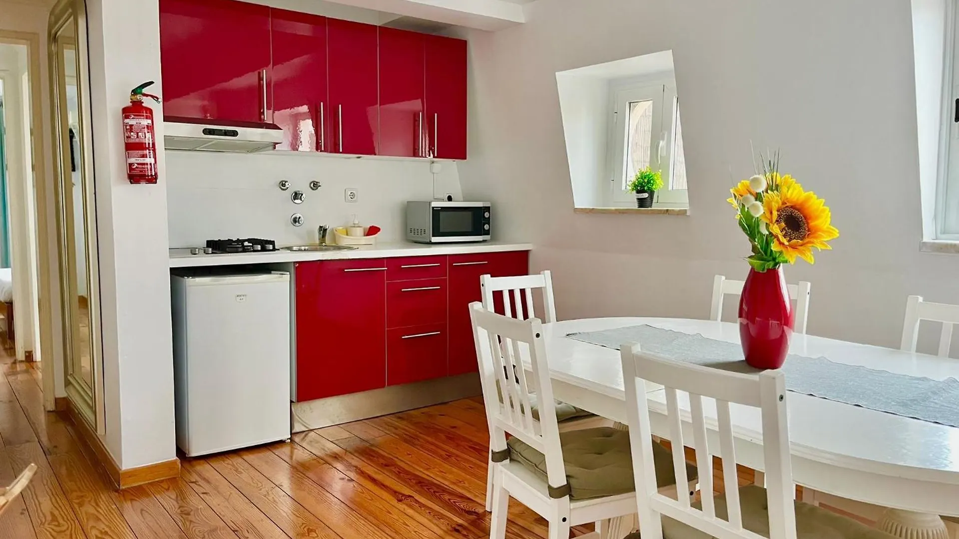 2 Bedroom, 2 Bathroom With Terrasse - Palma Residence Lisbon